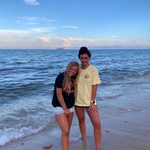 Meet your Posher, Ivy